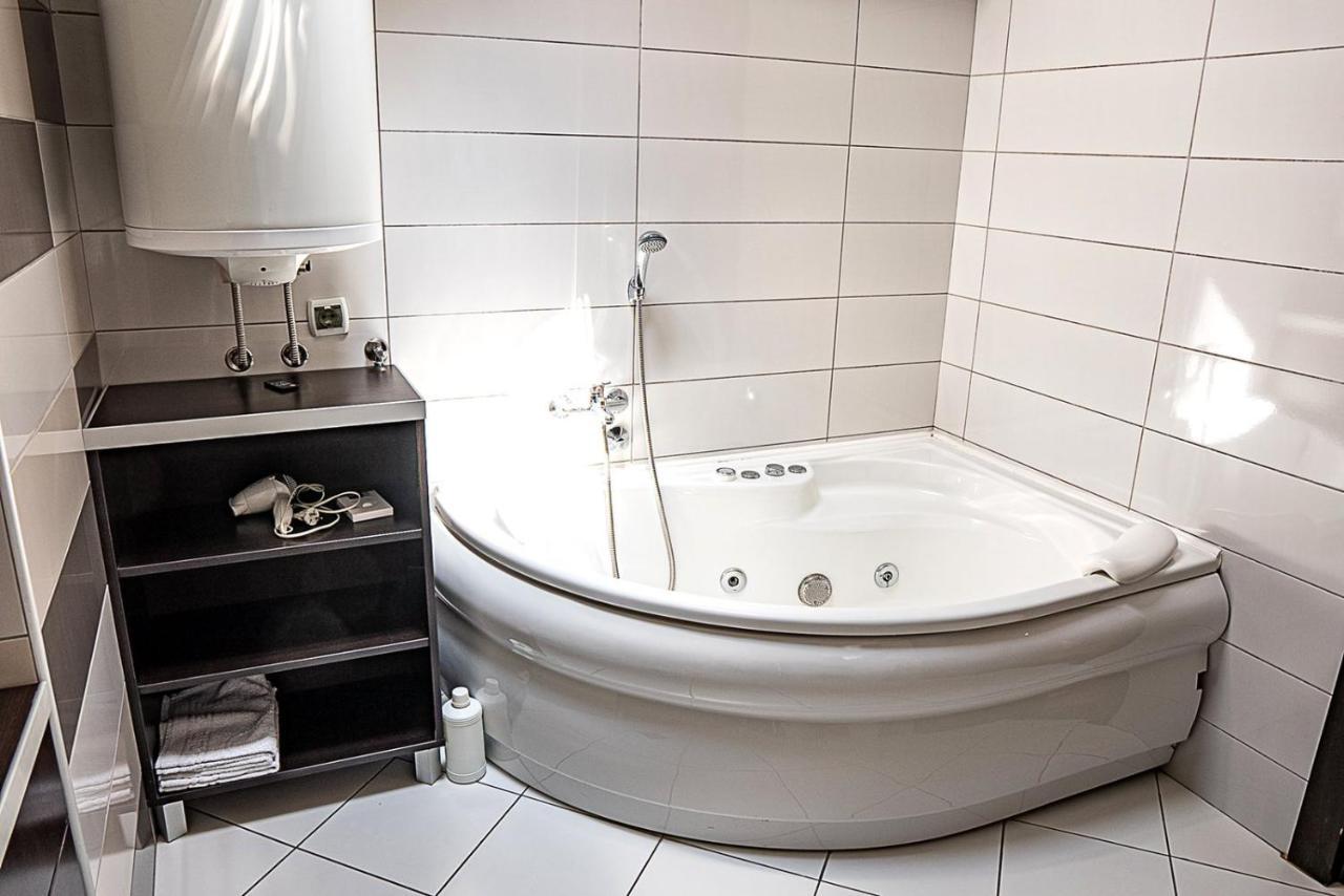 Pleasure Cair Apartments Ni المظهر الخارجي الصورة