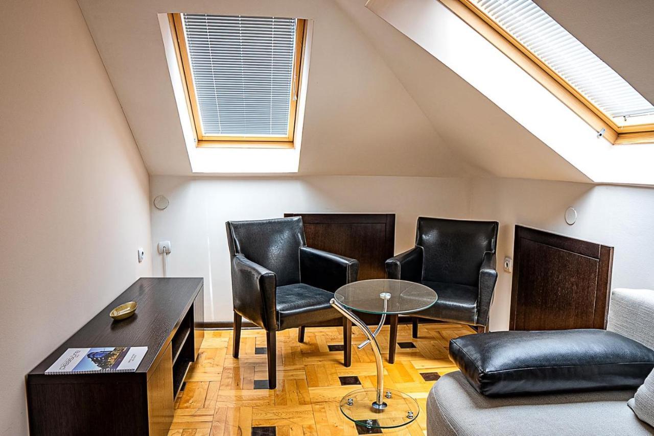 Pleasure Cair Apartments Ni المظهر الخارجي الصورة